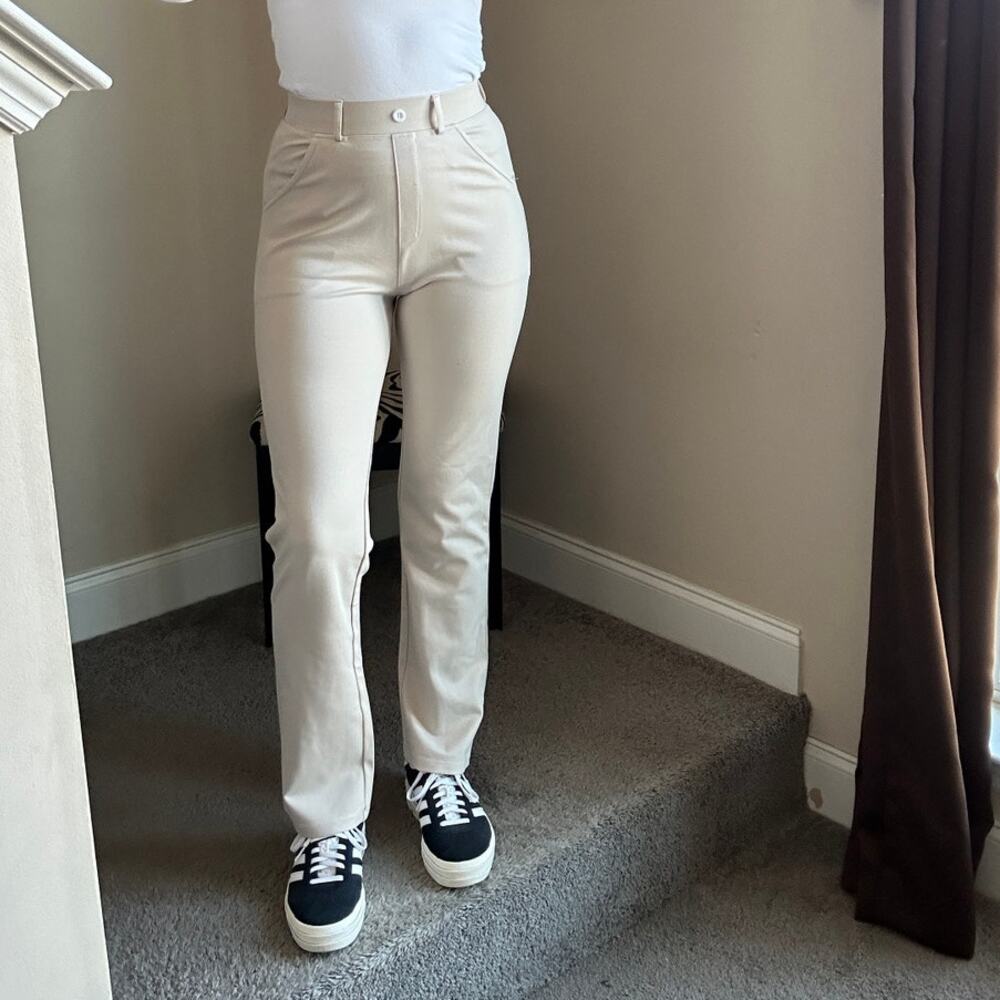 Stretchy cream pants with straight leg, size XS